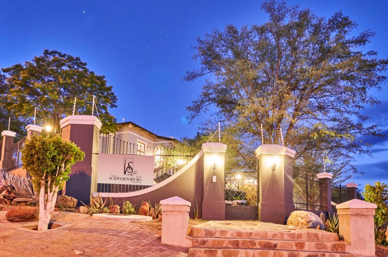 Haus Schwerinsburg Guest House Windhoek Luaran gambar